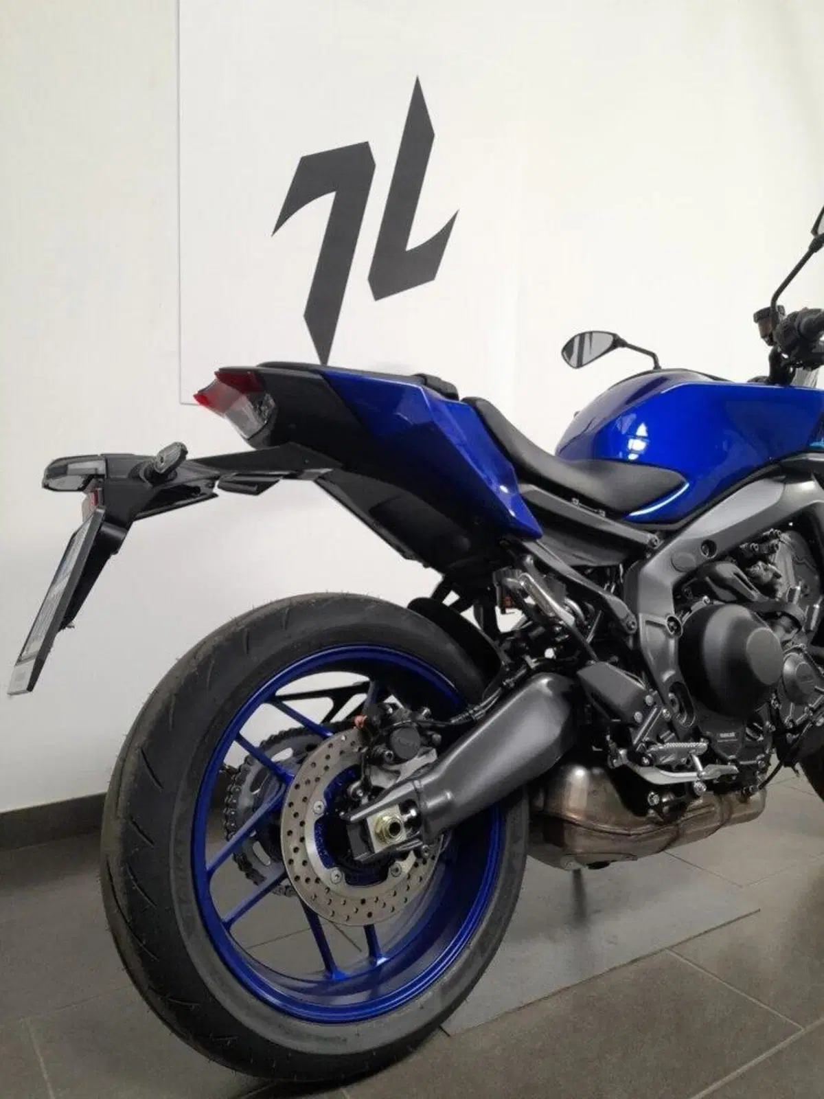 Yamaha MT-09 Y-AMT (2024 - 26) (4)