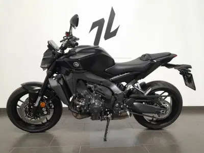 Yamaha MT-09 Y-AMT (2024 - 26) usata