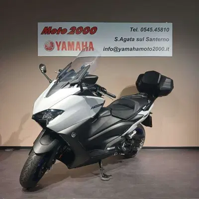 Yamaha T-Max 560 (2020 - 21) usata