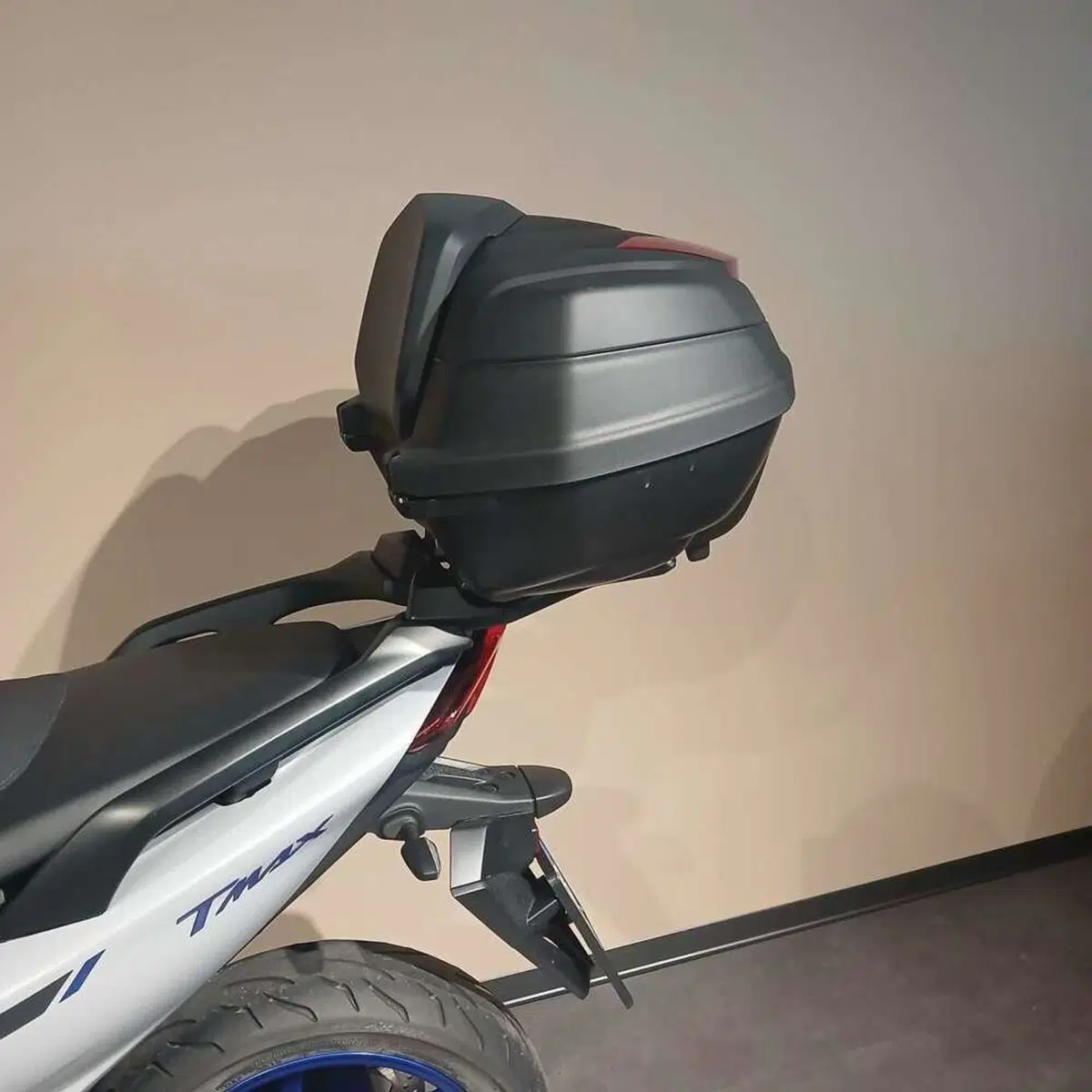 Yamaha T-Max 560 (2020 - 21) (4)