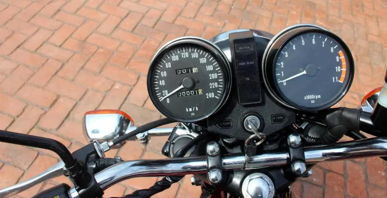 Kawasaki Z1000 A4 MK2  (7)
