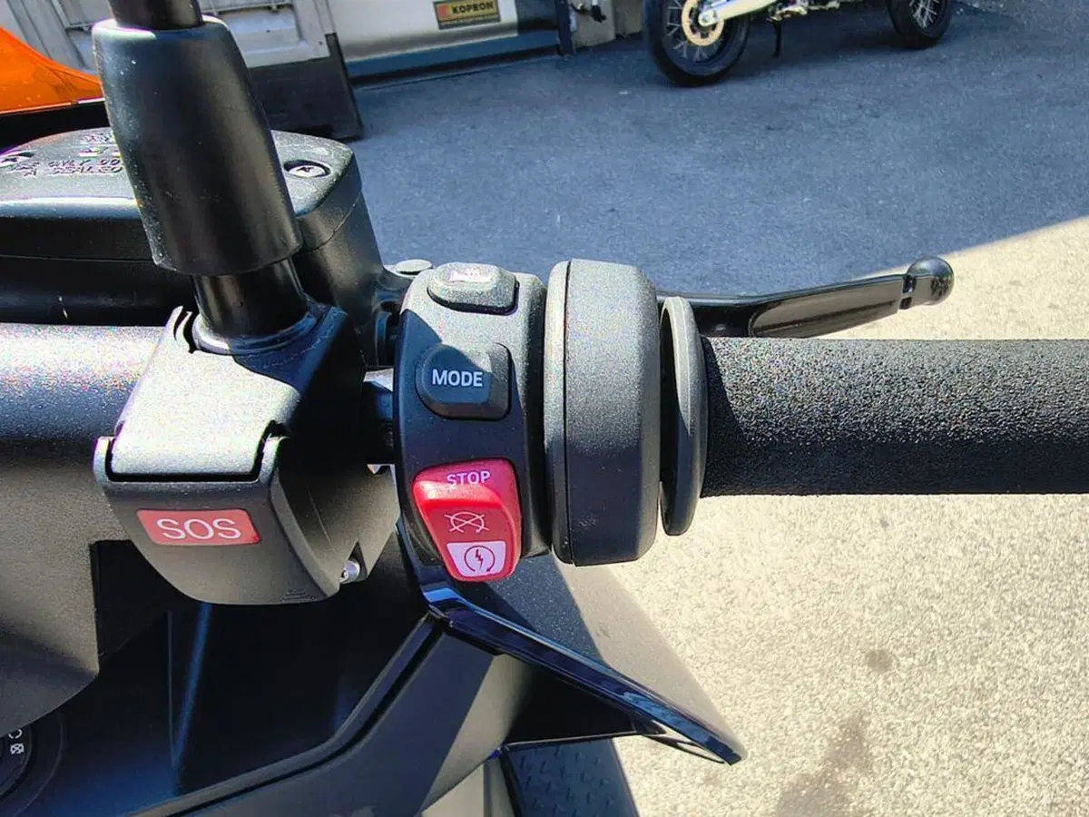 Bmw CE 04 (2021 - 25) (5)