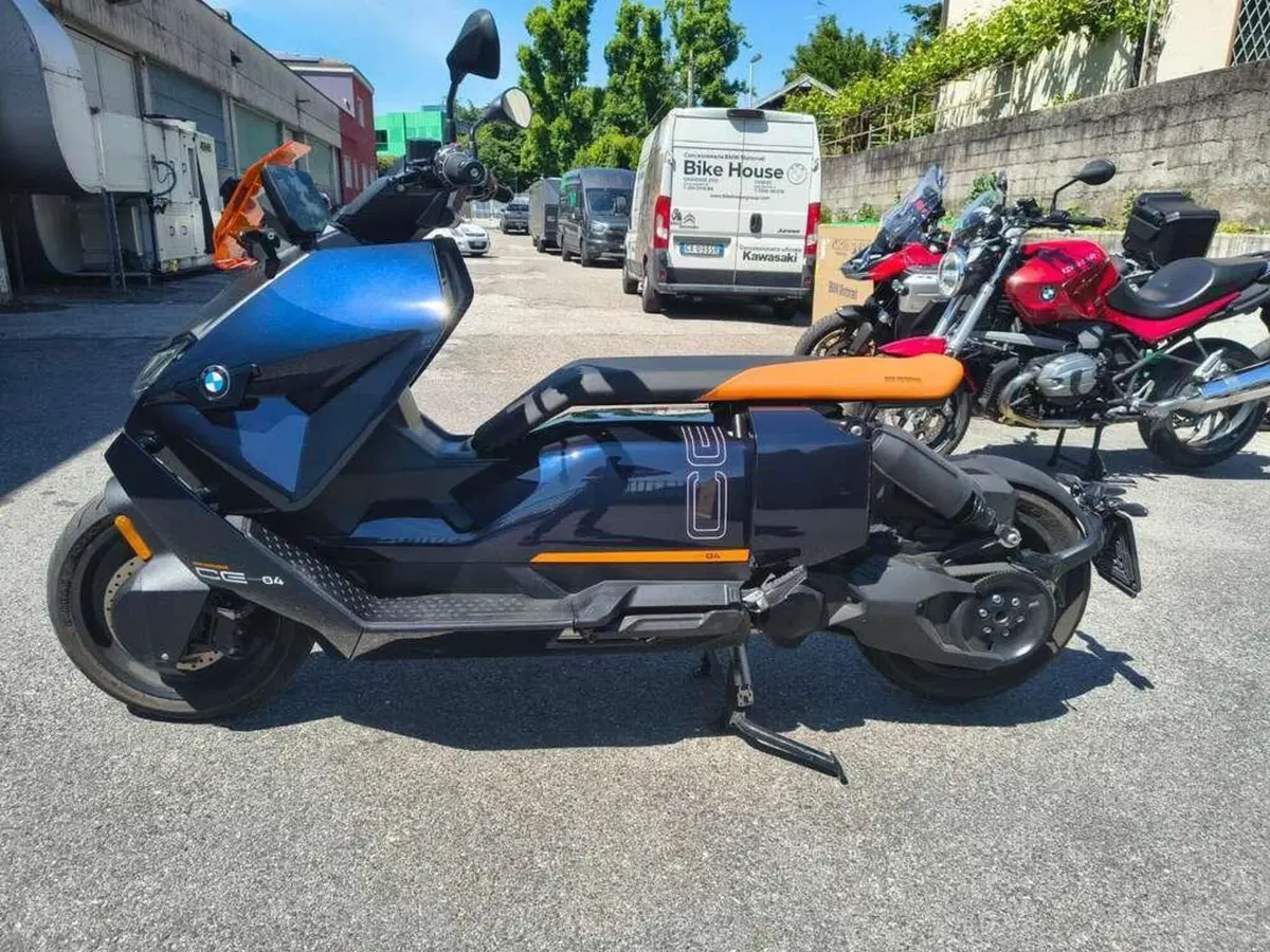 Bmw CE 04 (2021 - 25) (3)