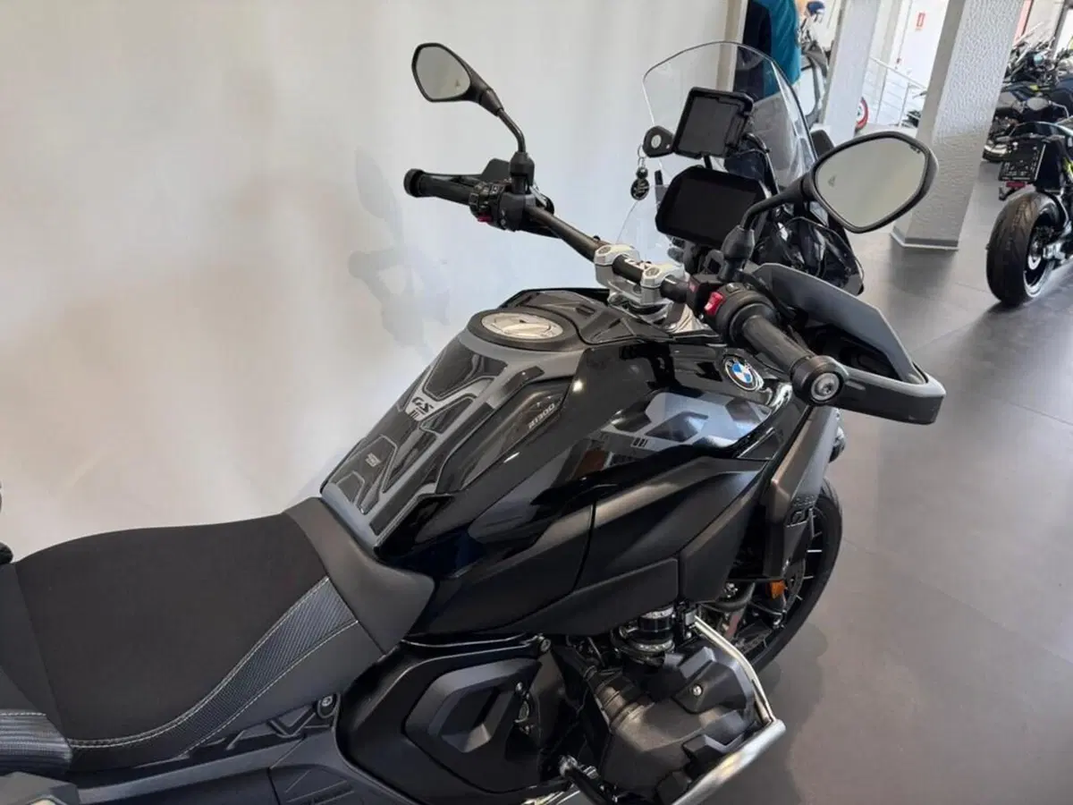 Bmw R 1300 GS (2023 - 26) (7)