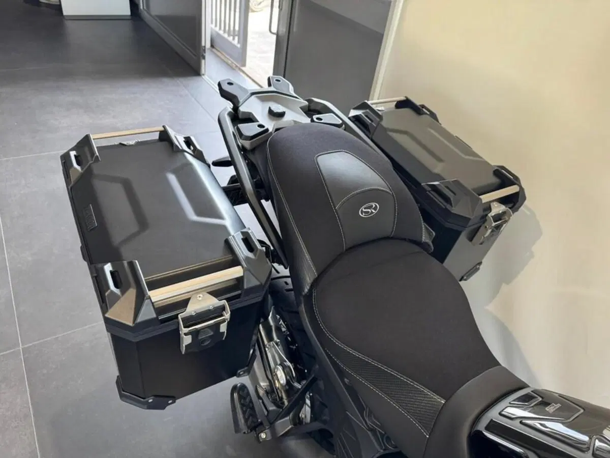 Bmw R 1300 GS (2023 - 26) (2)