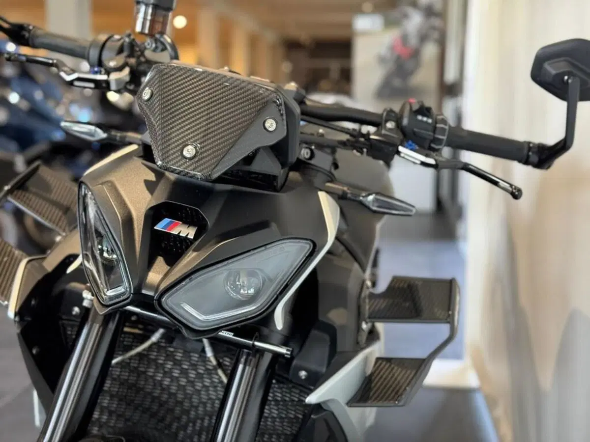 Bmw M 1000 R (2025 - 26) (7)