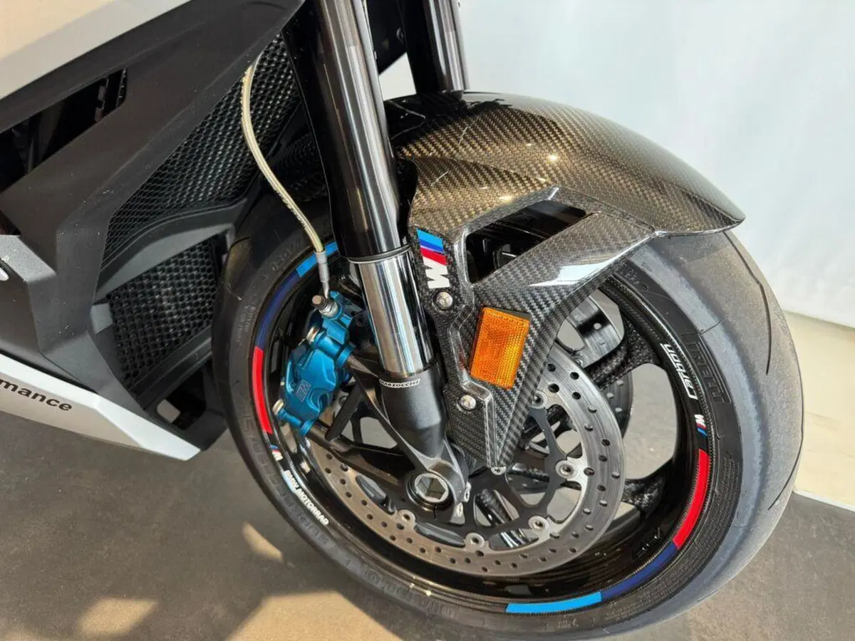 Bmw M 1000 R (2025 - 26) (11)