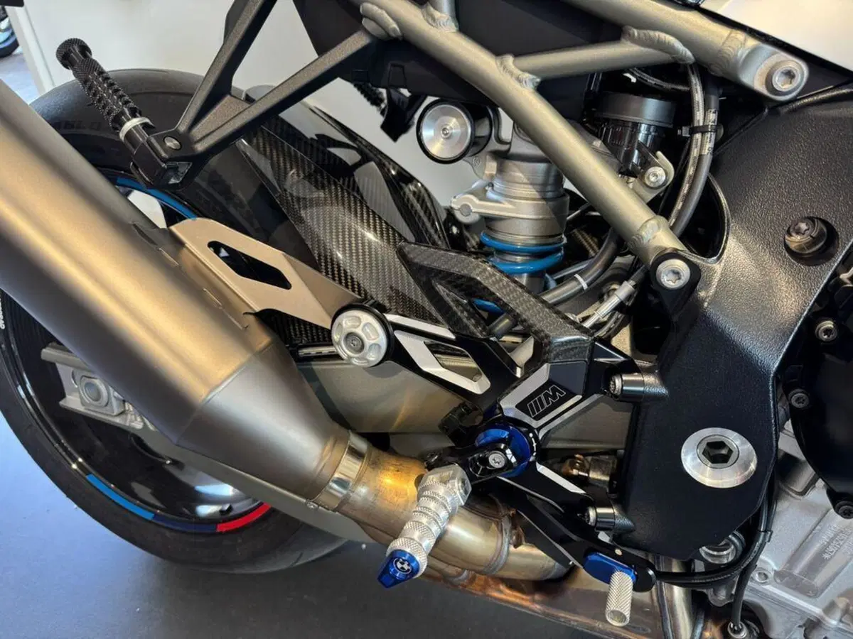 Bmw M 1000 R (2025 - 26) (9)