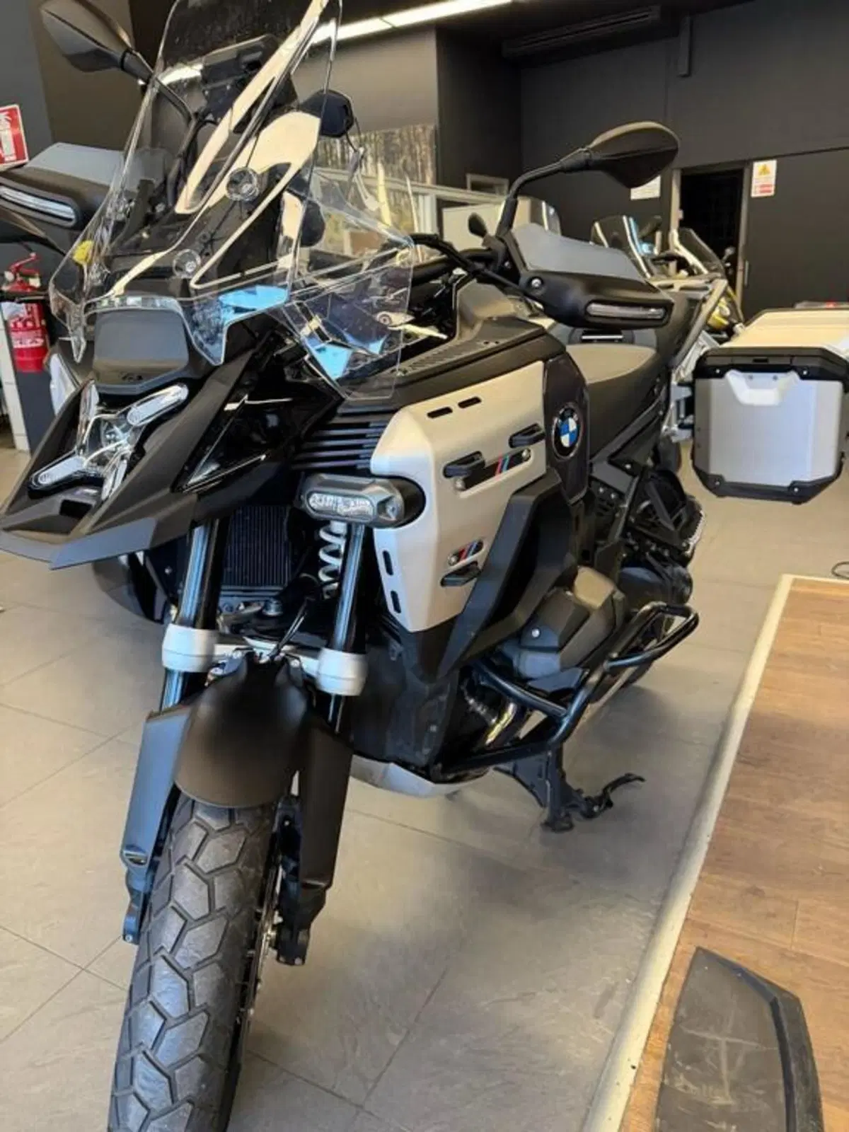 Bmw R 1300 GS Adventure Triple Black (2025 - 26) (2)