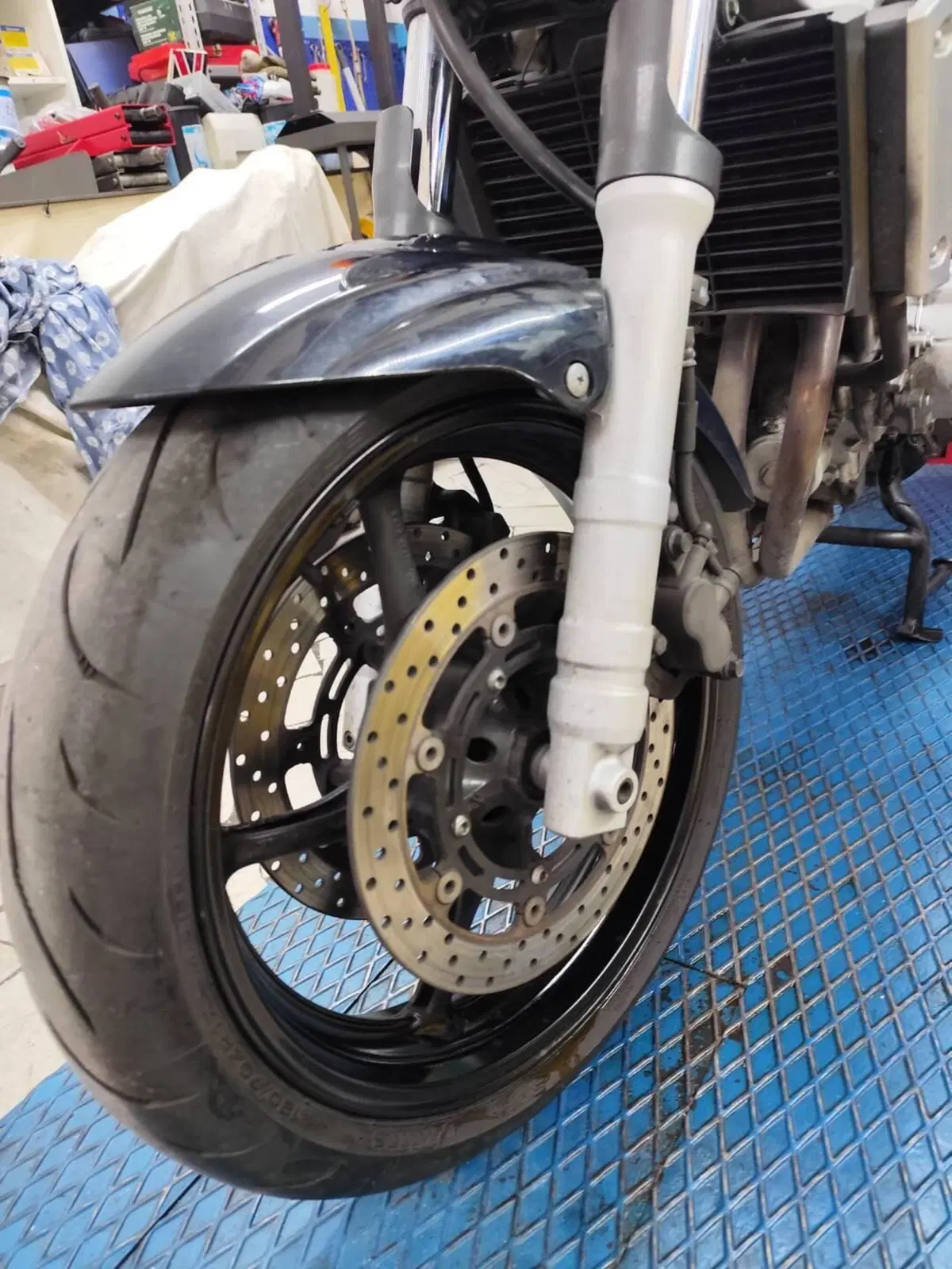 Yamaha FZ6 (2004 - 07) (8)