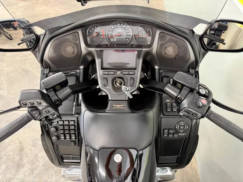 Honda GL 1800 Gold Wing (2007 - 11) (11)