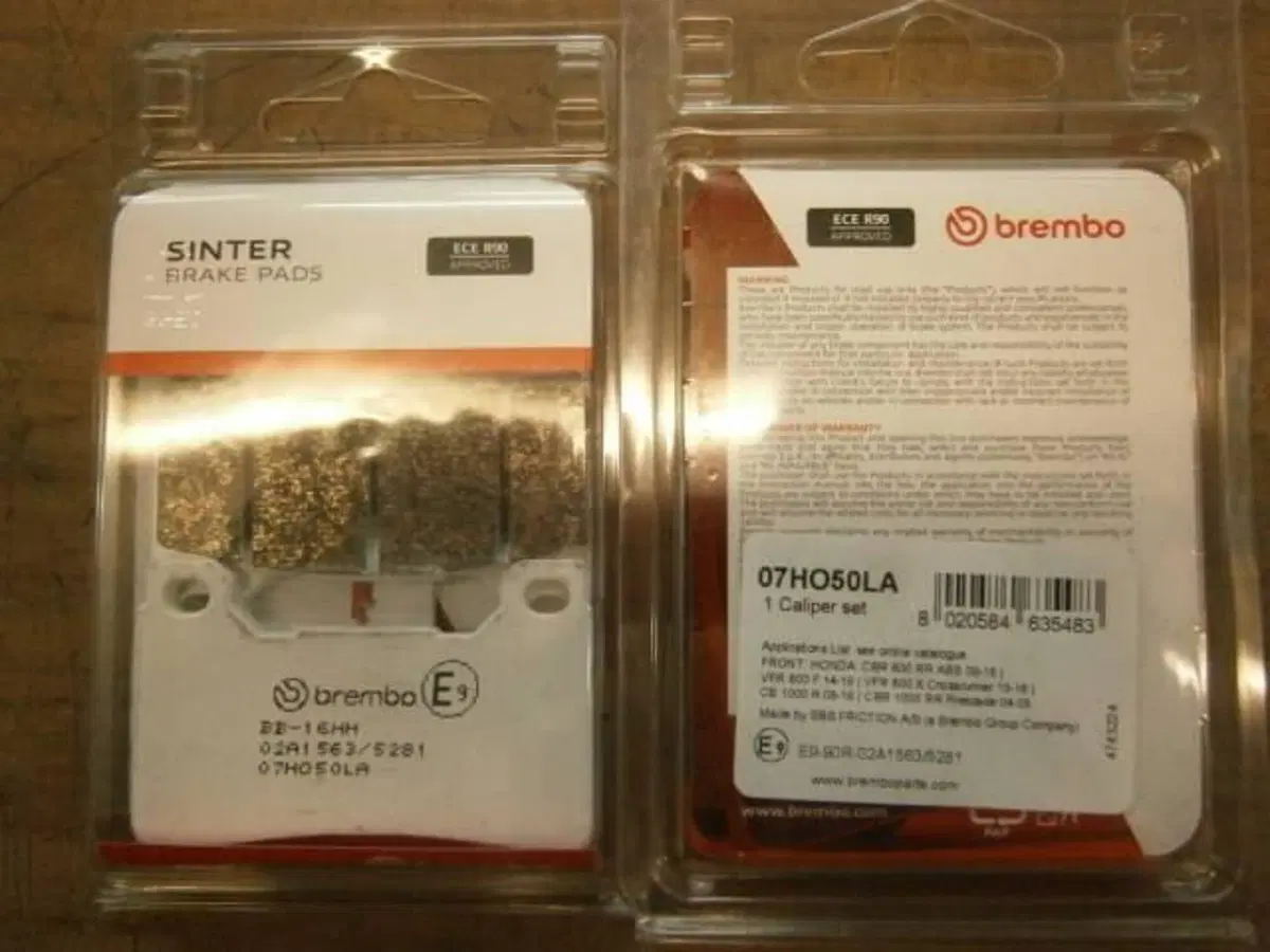 PASTIGLIE FRENO BREMBO SINTERIZZATE 07HO50LA
