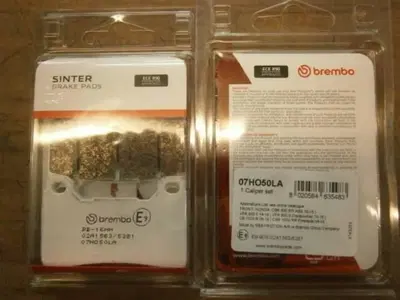 PASTIGLIE FRENO BREMBO SINTERIZZATE 07HO50LA