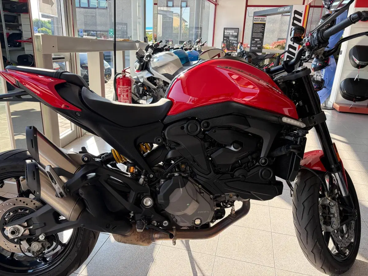 Ducati Monster 937 (2021 - 25) (2)
