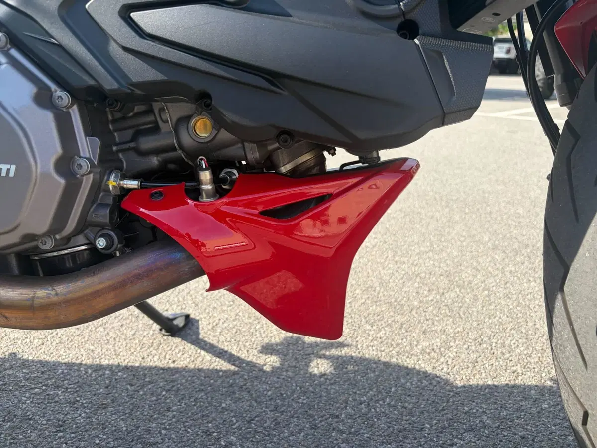 Ducati Monster 937 + (2021 - 25) (8)