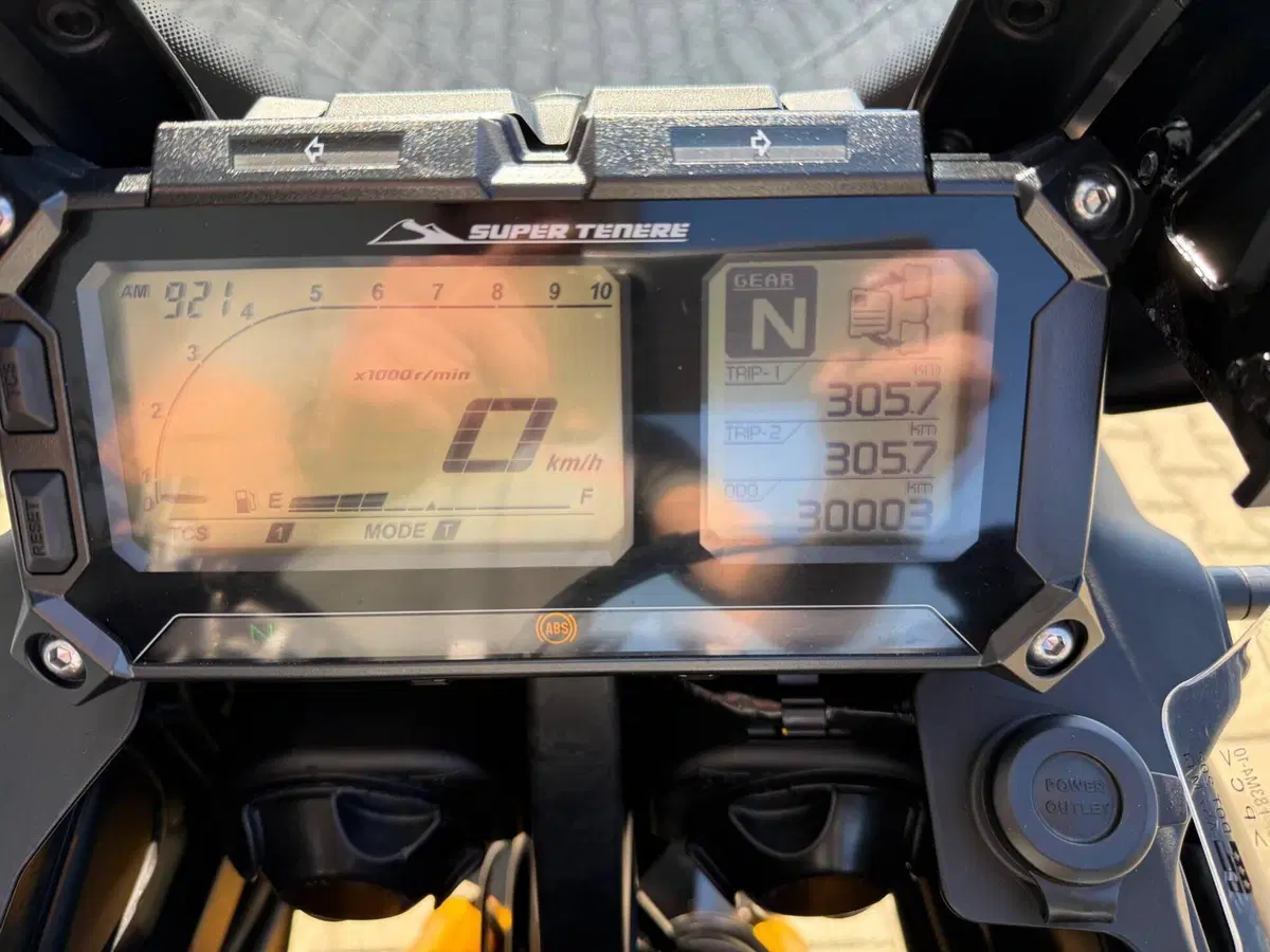 Yamaha XT1200ZE Super Ténéré (2017 - 20) (6)