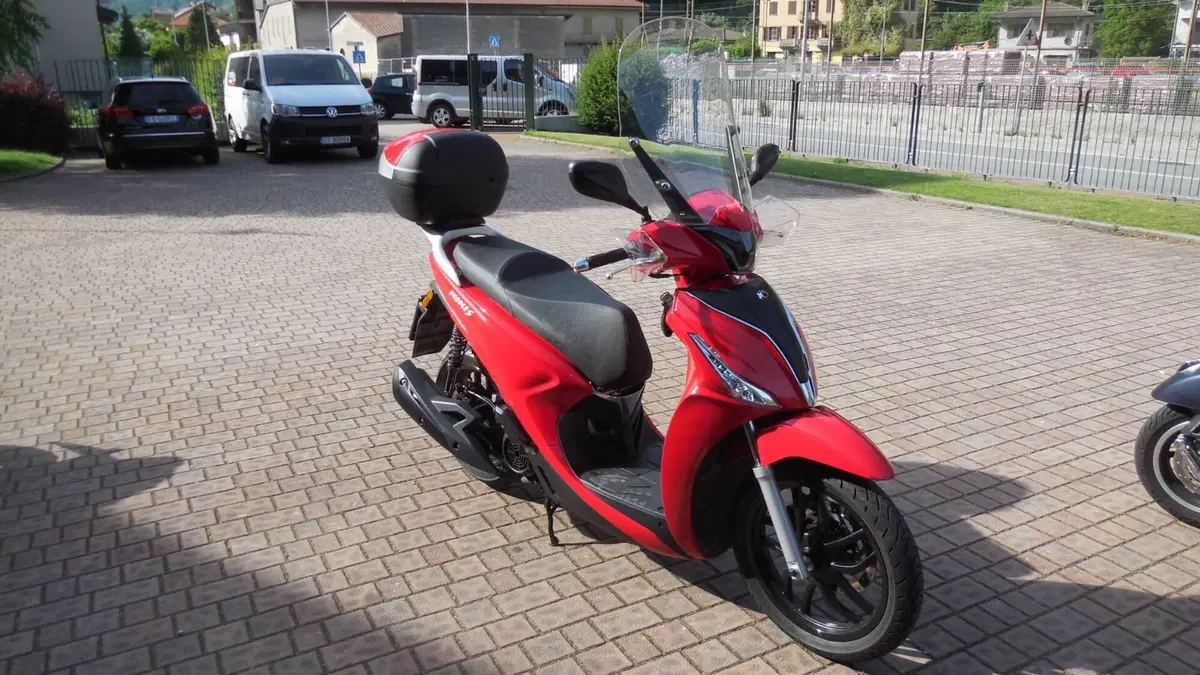 Kymco People 125i S (2020) (2)