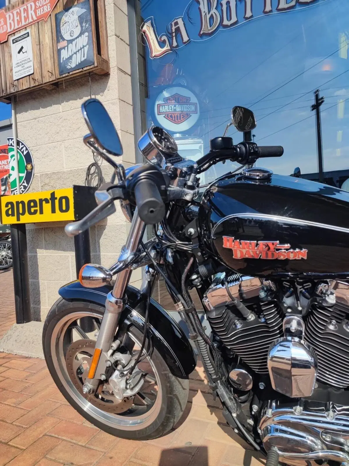 Harley-Davidson 1200 SuperLow (2014 - 16) - XL 1200T (2)