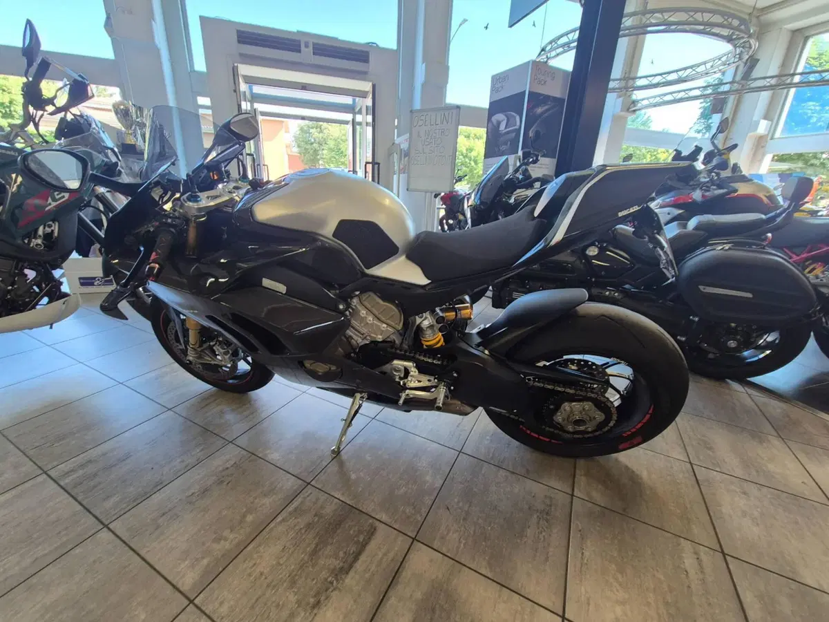 Ducati Panigale V4 S 1100 (2021)