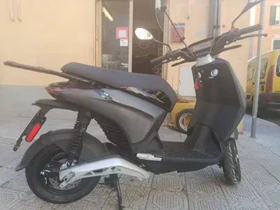 Piaggio 1 PMP (2022 - 23) usata