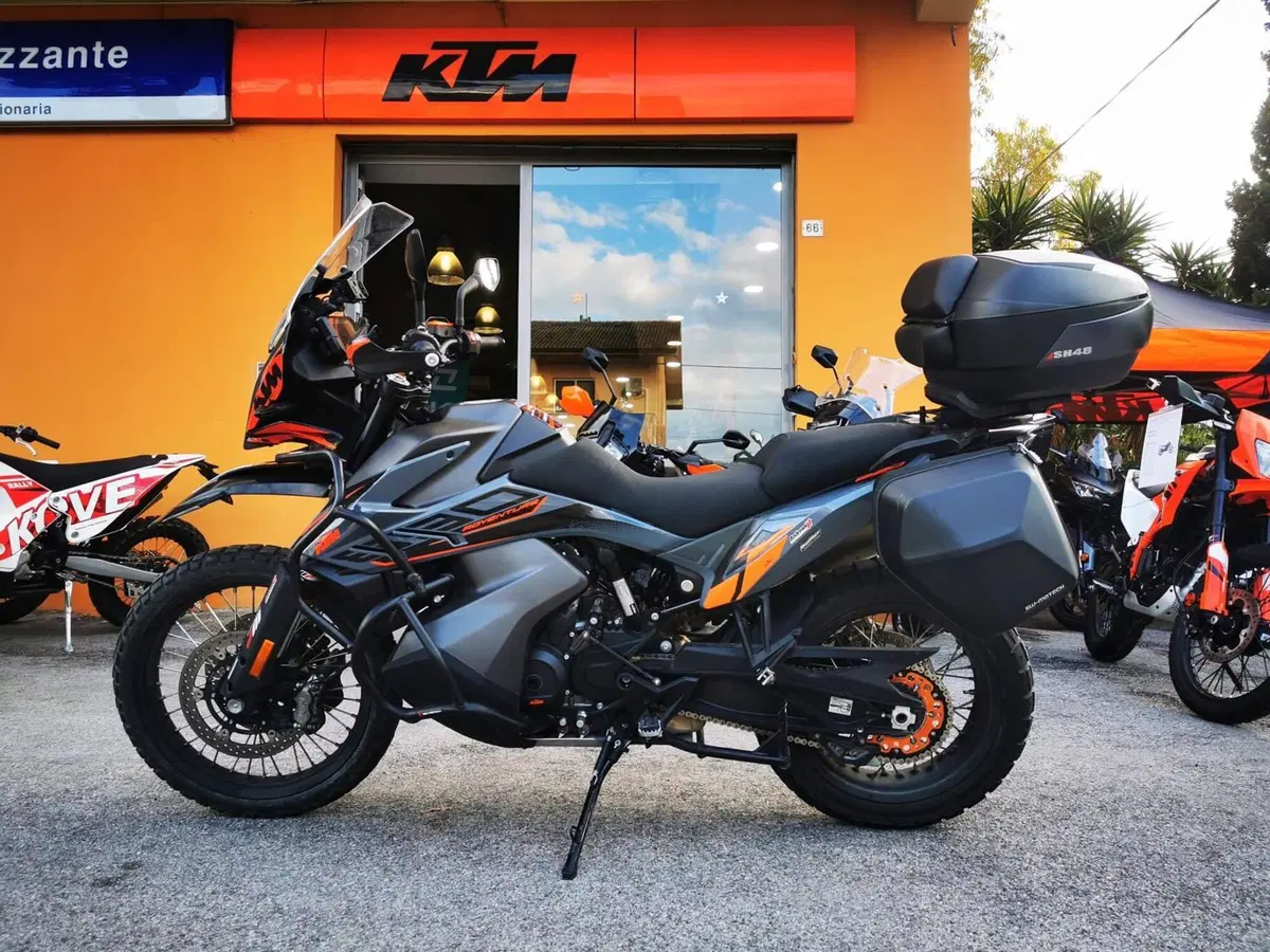 KTM 890 Adventure (2021) (2)