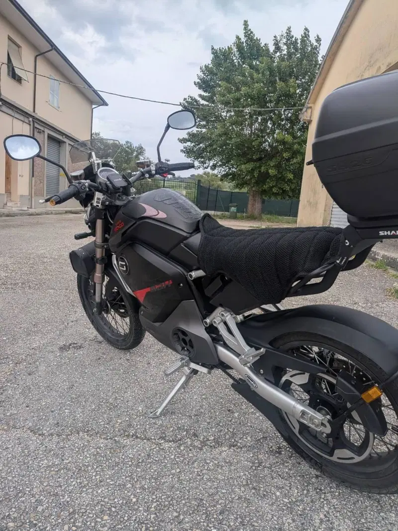 VMoto TC-Max Black Edition (2024 - 26) (3)