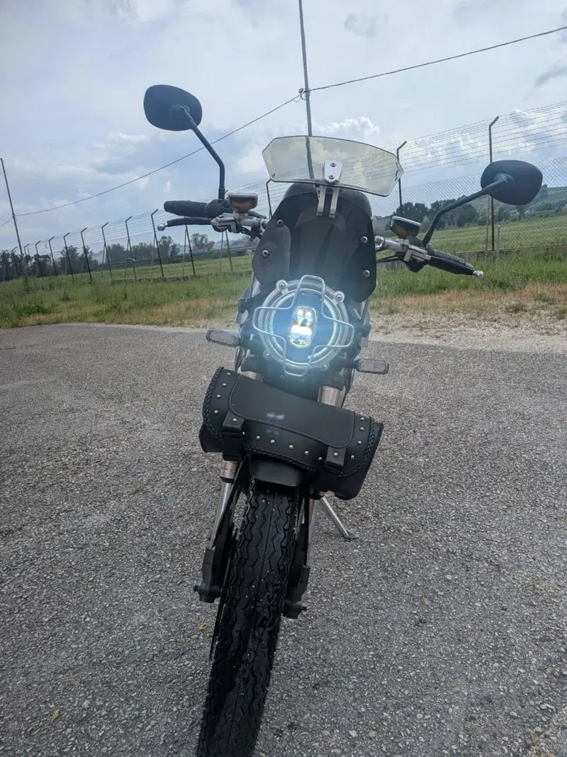 VMoto TC-Max Black Edition (2024 - 26) (6)