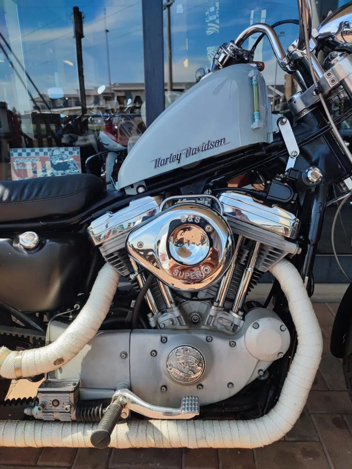 Harley-Davidson 883 Custom (1998 - 00) - XL 53C (5)