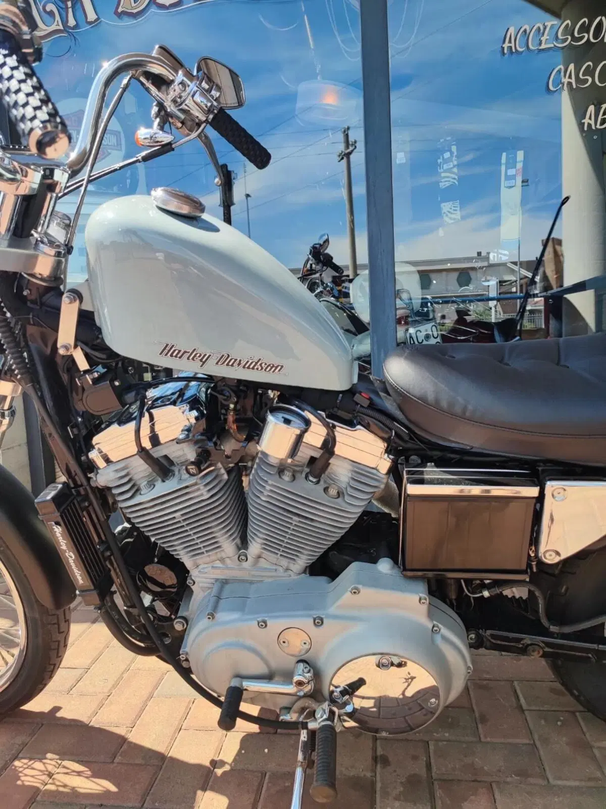 Harley-Davidson 883 Custom (1998 - 00) - XL 53C (6)