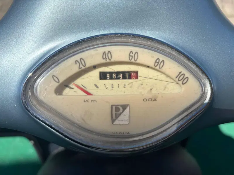 Piaggio Vespa 150 VVP (5)