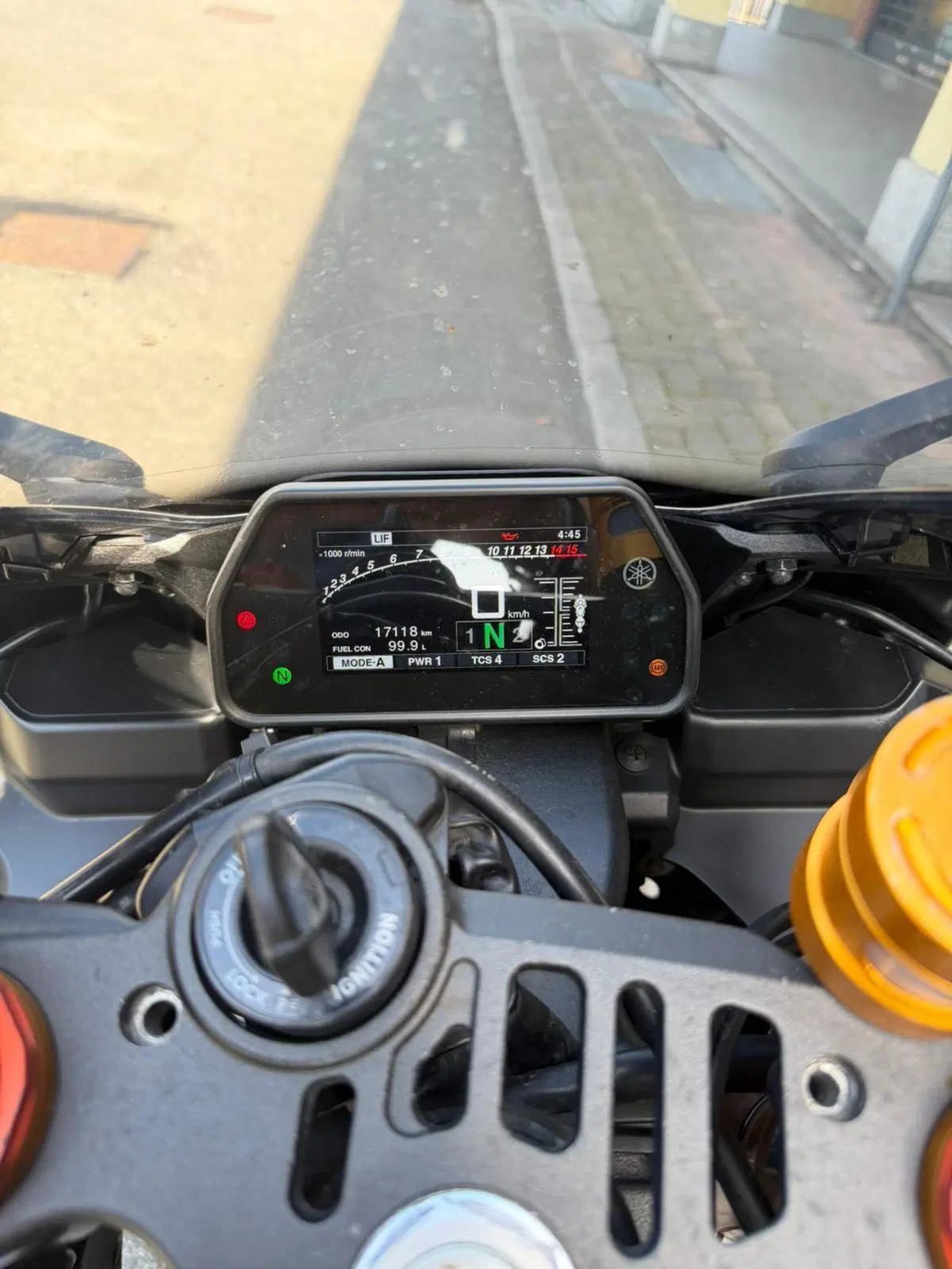 Yamaha YZF R1 (2017 - 19) (4)