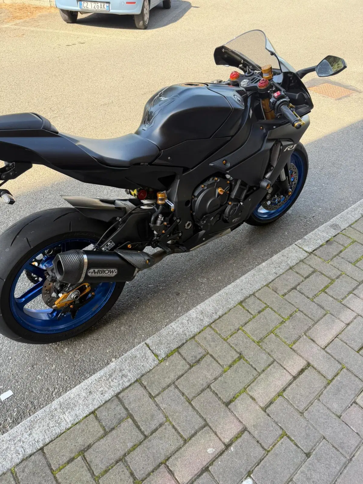 Yamaha YZF R1 (2017 - 19) (5)