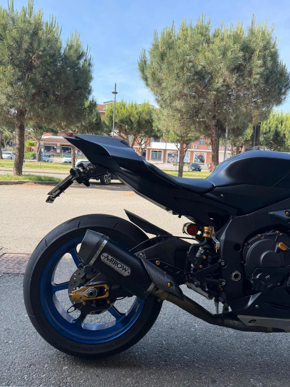 Yamaha YZF R1 (2017 - 19) (6)