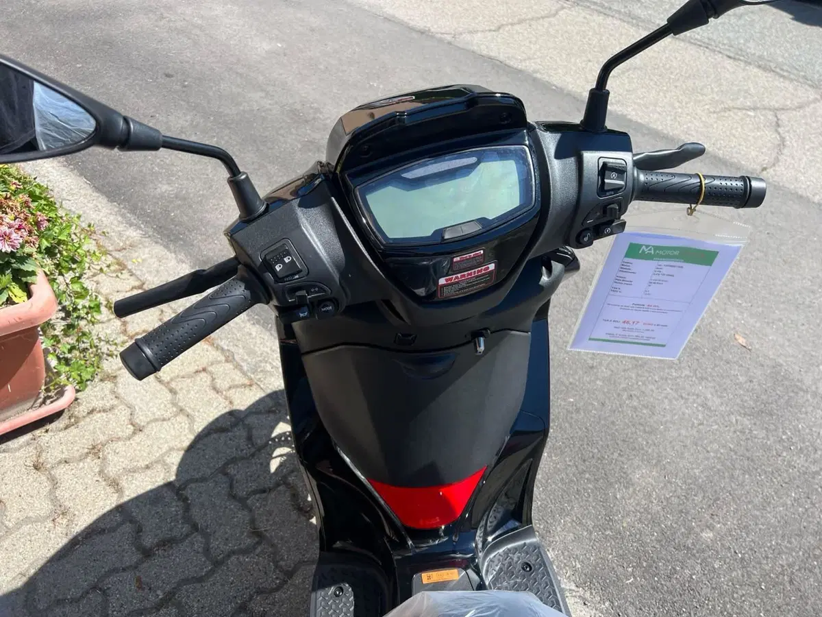 Swm C-Fly 125 (2026) (5)