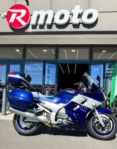 Yamaha FJR 1300 (2004 - 05) usata