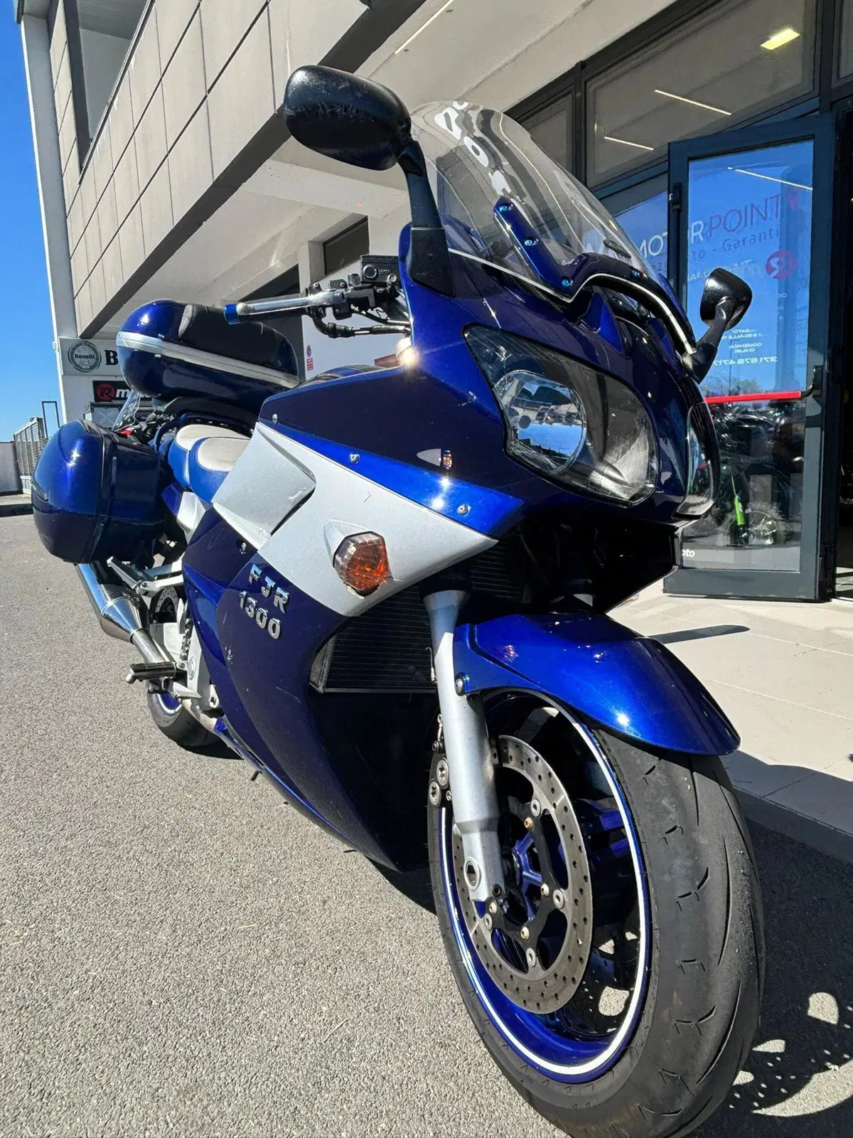 Yamaha FJR 1300 (2004 - 05) (3)