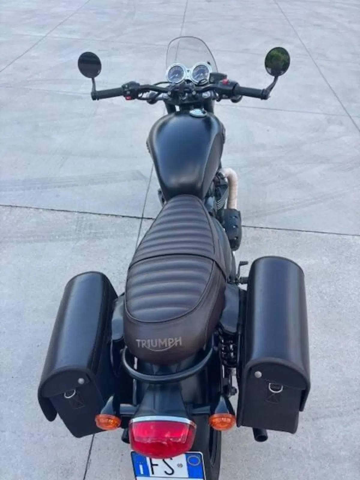 Triumph Bonneville T100 (2017 - 20) (4)
