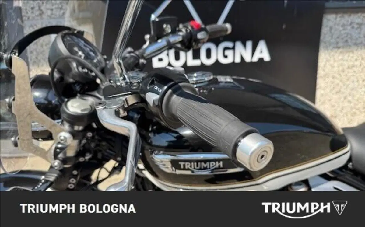 Triumph Bonneville Speedmaster 1200 (2026) (8)