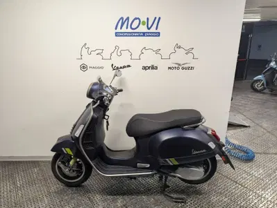Vespa GTS 300 Super Tech (2023 - 24) usata