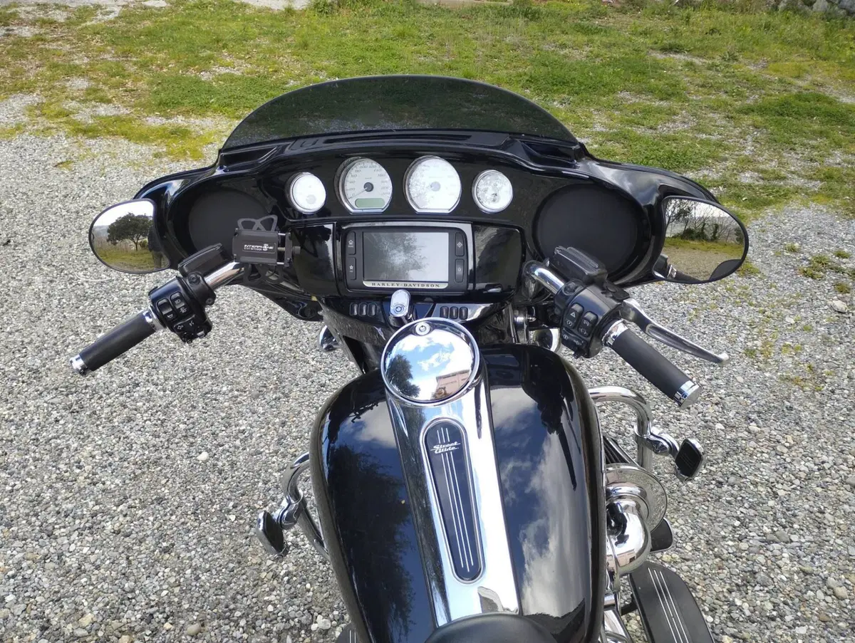 Harley-Davidson 107 Road King (2017) - FLHR (17)