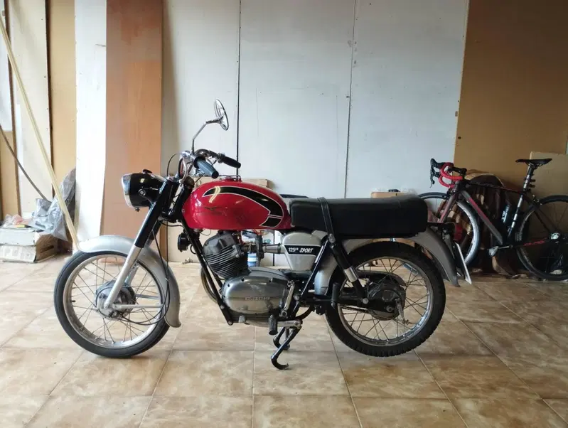 Moto Guzzi Stornello Sport America 125