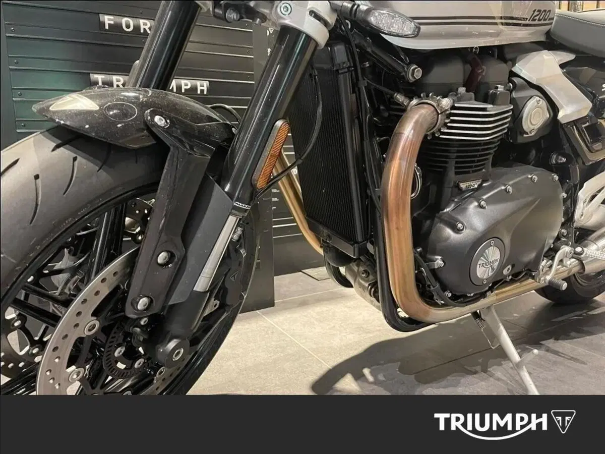 Triumph Speed Twin 1200 (2025 - 26) (5)