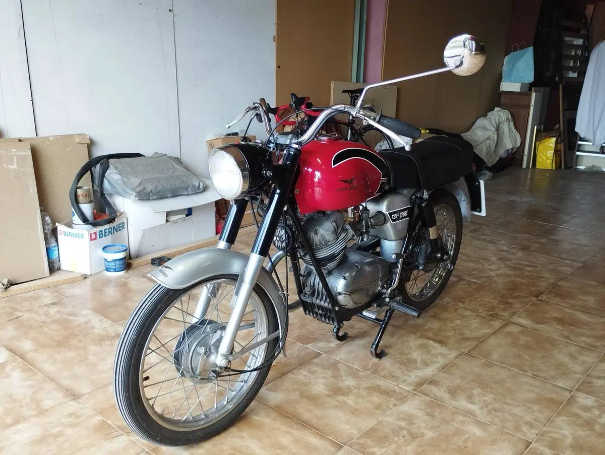 Moto Guzzi Stornello Sport America 125 (4)