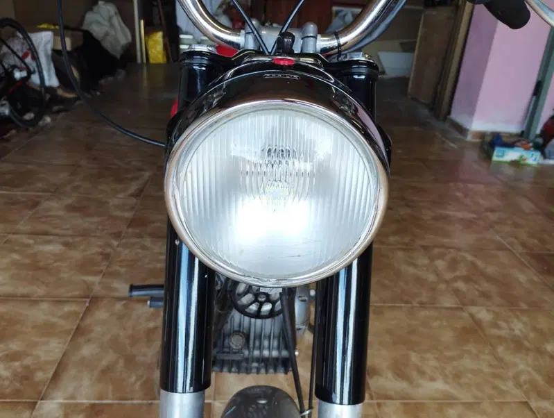 Moto Guzzi Stornello Sport America 125 (6)