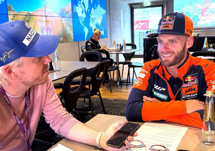 ESCLUSIVO - Brad Binder: A 14 anni andavo a scuola con una Suzuki GSX-600, in Sudafrica si può!