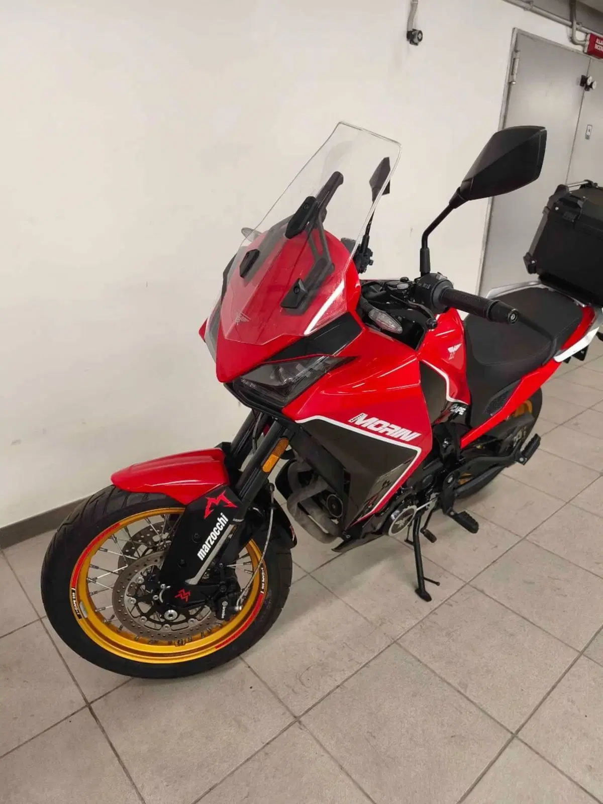 Moto Morini X-Cape 650 Gold Wheels Edition (2022 - 26) (4)