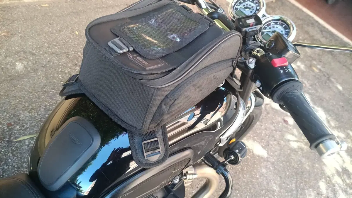 Triumph Bonneville T100 (2021 - 25)