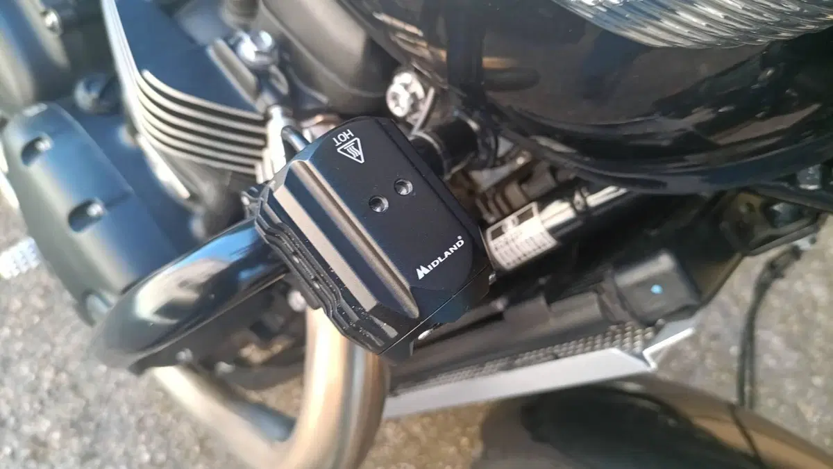 Triumph Bonneville T100 (2021 - 25) (2)