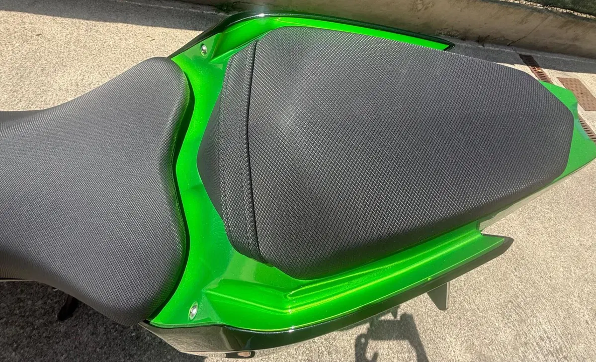 Kawasaki Z 400 (2023) (10)