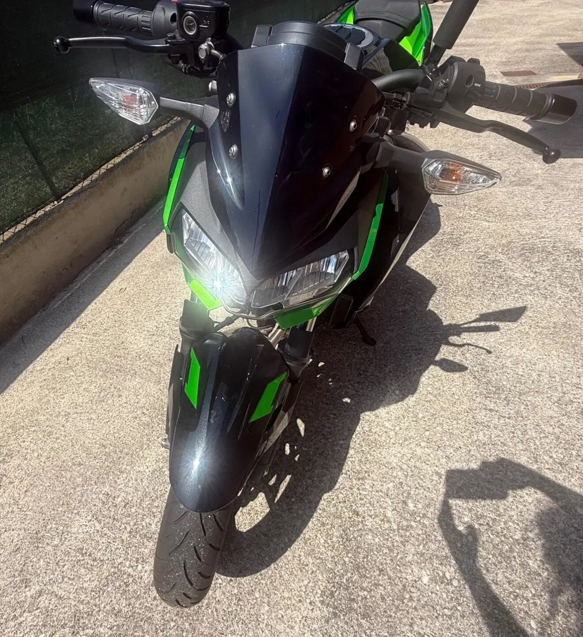 Kawasaki Z 400 (2023)